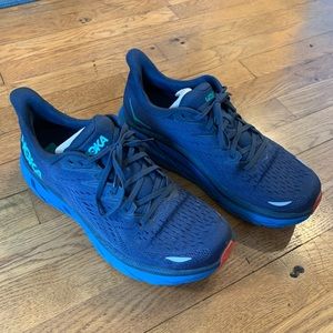 Hoka Clifton 8 MENS size 10